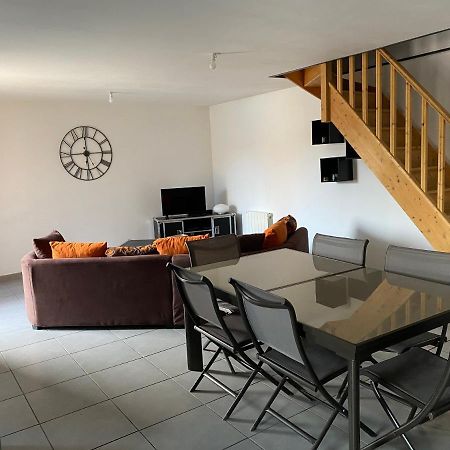 Thennes Logement Calme A La Campagneヴィラ エクステリア 写真
